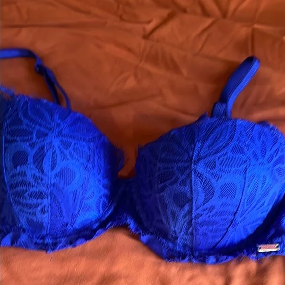 Vibrant Blue Lace Bra - Picture 3 of 6